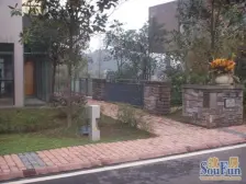 童家溪 中安翡翠湖传承一三房205万