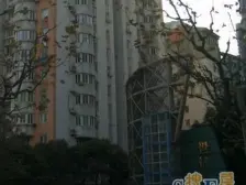 内环内地铁口低总价河景房,配套齐全