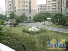 2003年标准板楼,户型方正,南北通透,业主诚意出售