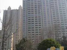 客厅 主卧室 朝南、108平米 南北通透 2房、看房方便