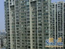 业主二手买进,精装两年,一房两卫,可以拎包入住