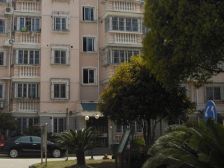 华夏东路地铁口100米中间楼层视野好采光通风好