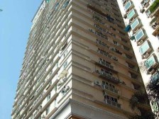 楼层处于中层,采光好,设施一应俱全,交通便利