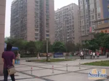 精装两房,户型精美,拧包入住,方便看房