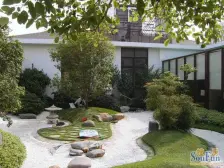 毛坯,格局方正,采光充足,环境优雅,视野开阔..