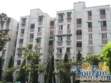 精装修一房,不临街,可拎包入住,小区停车位充足