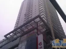 此房位于三峡广场步行街地铁口,生活方便,配套完善。