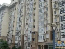 两路空港 龙凤花园八房152万