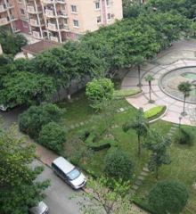锦绣花园东区4室1厅南