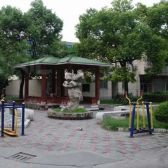 近商圈,客厅朝南,采光充足,交通便利