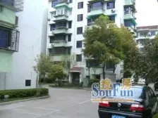 大四房带车库,西大街在改造,配套全