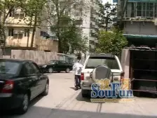 徐家汇好地段朝南一房 靠地铁出入方便 业主诚意卖