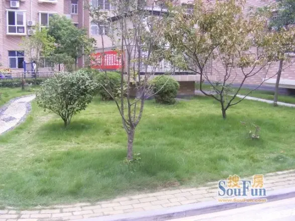 东鸿小区