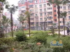 轻轨站旁 标准四房 通透性好 业主诚心出售