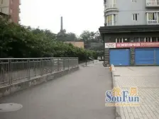水晶石国际公寓 1室1厅 东南
