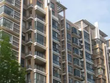 三房两卫全明户型,非顶楼,装修清爽,小区环境好