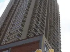 板式大三房,1梯2户,业主诚售出售,看房方便