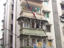 两房 户型方正,业主诚心卖,精装修,具家电齐全