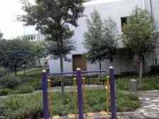 商圈内房子 住家安静 出行方便 轻轨近