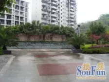 城南轻轨站旁电梯房三房 业主急售