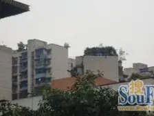 石坪桥正街门口公交车站正规两房诚心出售