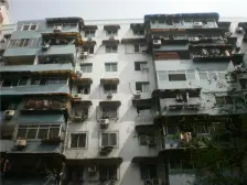 新出石桥铺渝高公园旁电梯3房出售,业主安心出售.