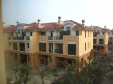 边套大花园,满五且一,看房方便