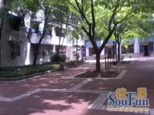 大坪竞地花园四房