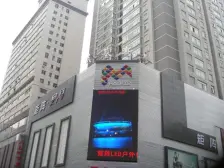 房子西北,户型方正,楼层好采光亮。