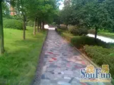 缙云山索道旁精装三室 户型方正