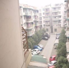 上东花园1组团1室1厅西南
