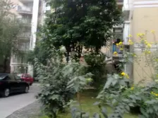 步行街正规大三房,精装修,户型方正