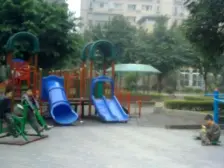 步行街 佳禾钰茂豪俊阁三房115万