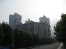 日月山庄 5室2厅 南 北