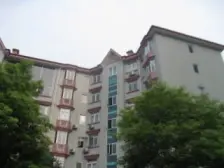 七星岗4B轻轨站旁 产权平街上4楼 户型方正