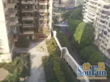 此房位置好,交通便利精装修保养好 生活配套设施齐全