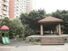 高新区 达飞苑三房70万