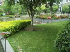 优选,中高区景观可观绿色中心湖,精装全配,有车位!