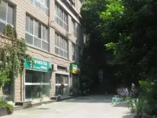 毛线沟 九龙大厦一房63万