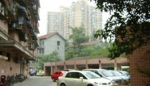 近水楼台1室0厅西北