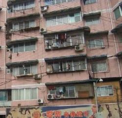 近水楼台1室0厅北