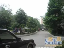 采光装修保持好 户型方正 使用面积多位置好 出脚方便