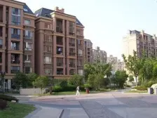 主卧朝南,环境优美,居家装修,诚意出售