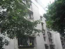 航天小区 小区房 正规大两房 能停车