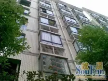 两路城区低楼层精装修原装电梯大四房