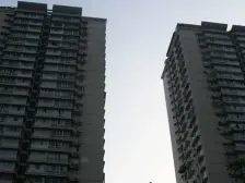 新上房源+装修保持的还凑合+电梯正规2房+中四路团市委