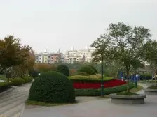 文华苑五期南北户型, 好位置带院子,价格看中好谈!