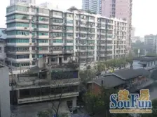 光电路 九龙花园三房61万