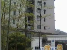 城南正规三房 临步行街 轻轨 生活便利