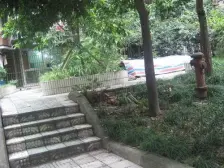 小区楼下就是杨家坪轻轨站,富安百货,新世纪